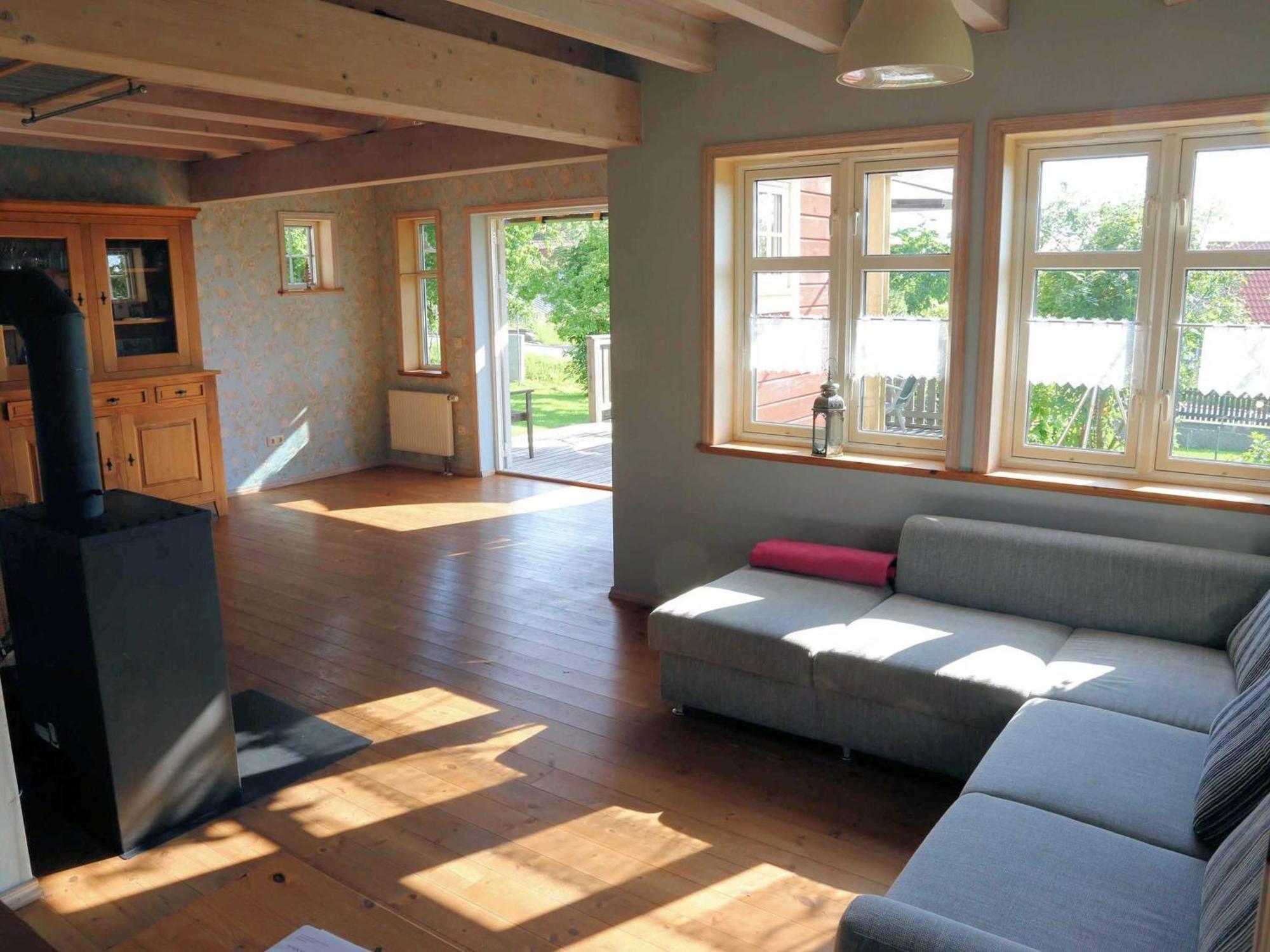 Holiday home Holzferienhaus Goessweinstein