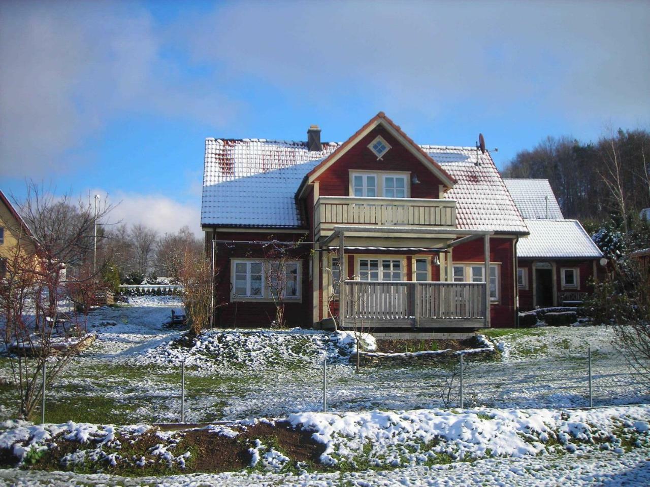 Holzferienhaus *