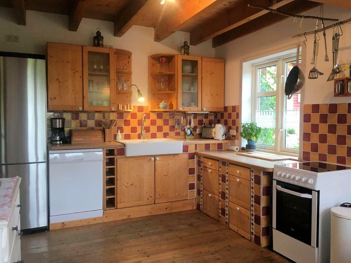 Holzferienhaus Holiday home Goessweinstein