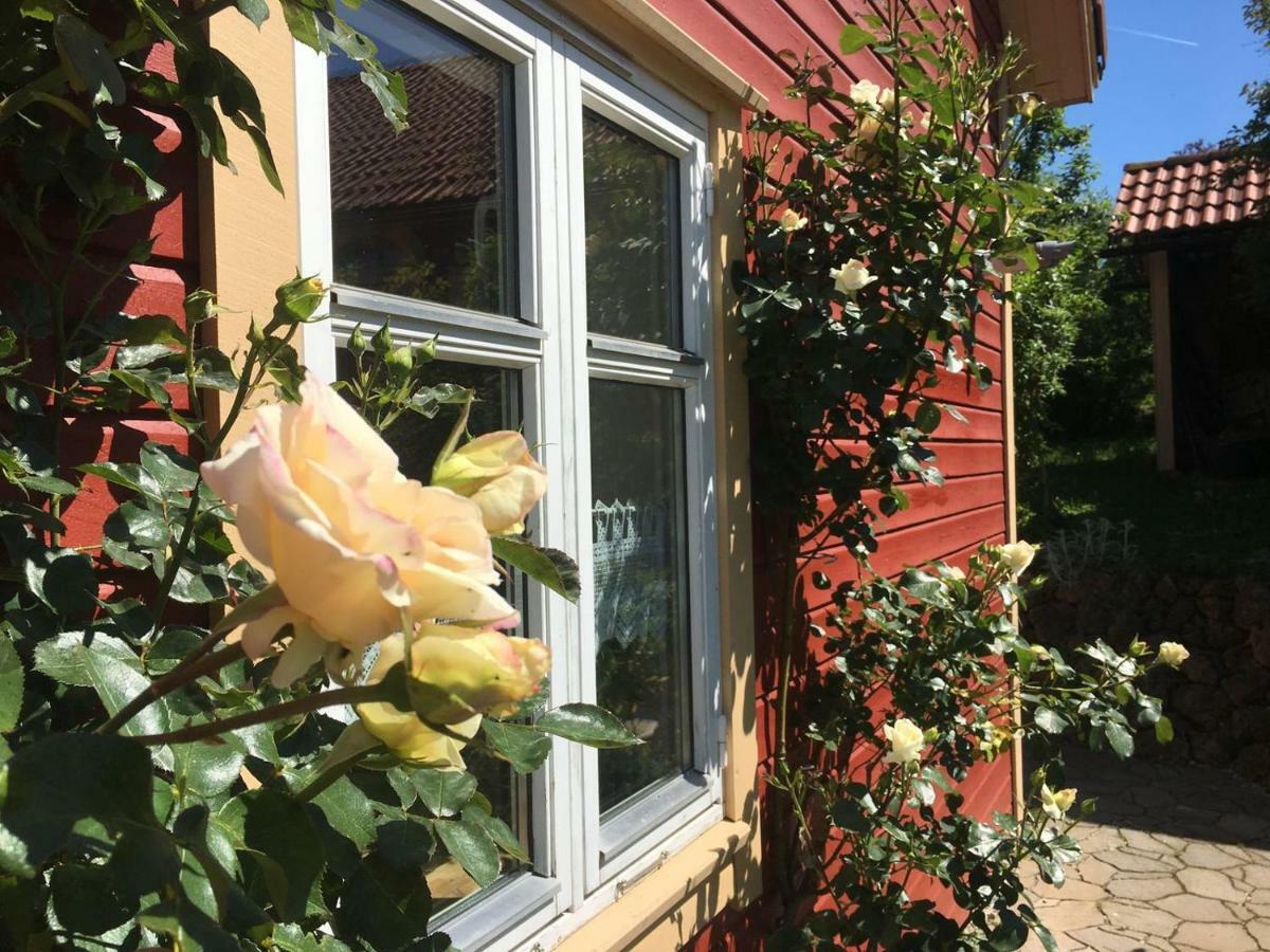 Holzferienhaus Holiday home *